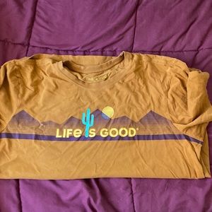 Life is Good Sedona desert short sleeve shirt